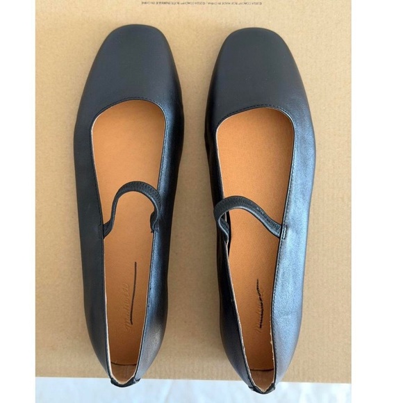 Madewell The Greta Ballet Flat in True Black, Size 10 - Picture 4 of 9